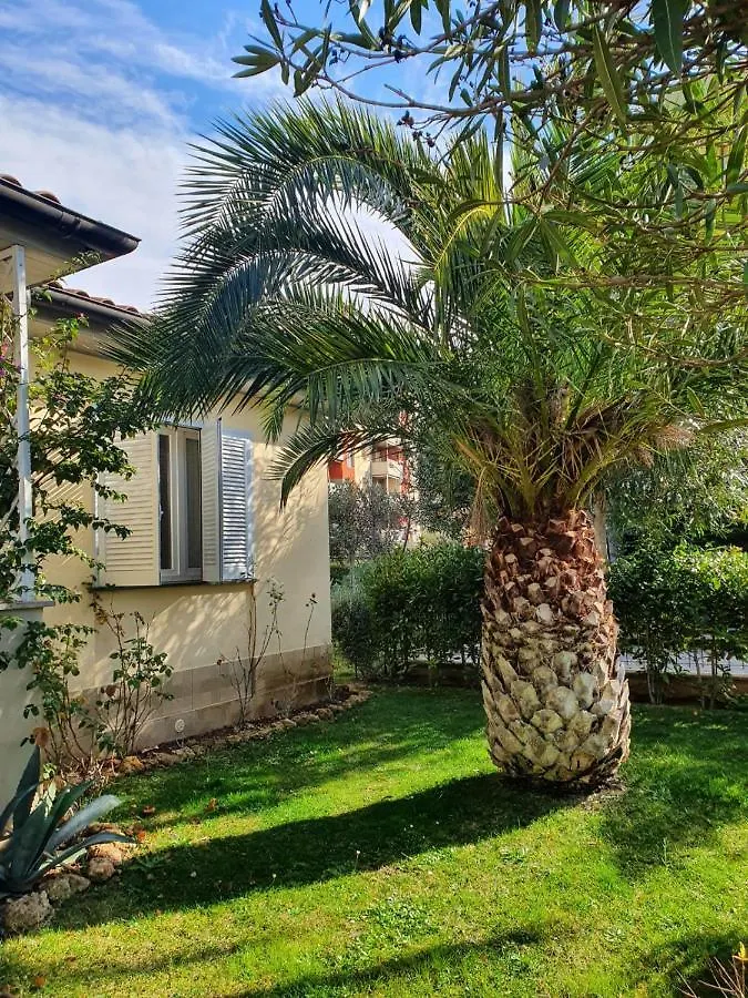 Vila Casa Pineta Follonica 0*,